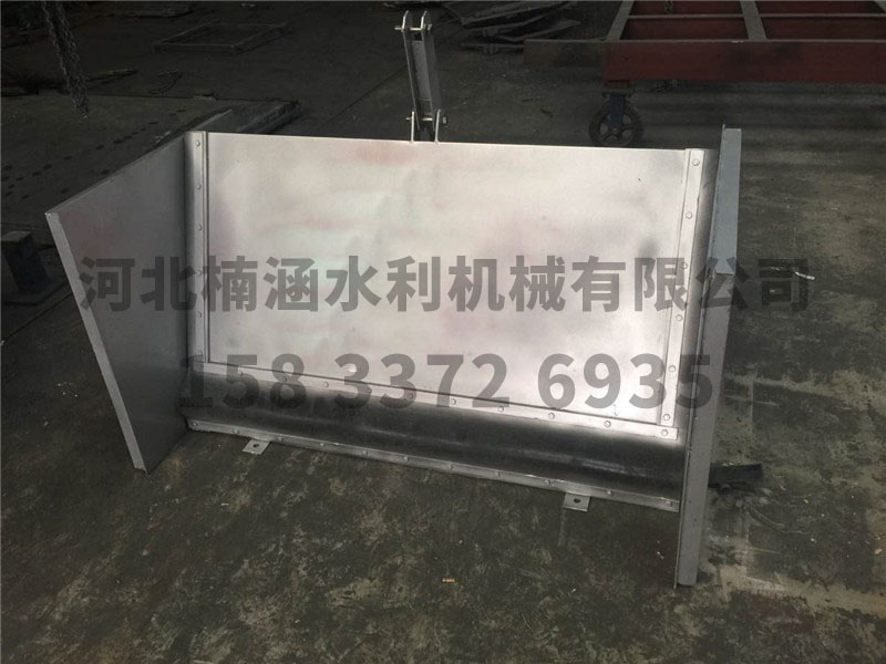 不锈钢旋转式调节堰门 (1).jpg